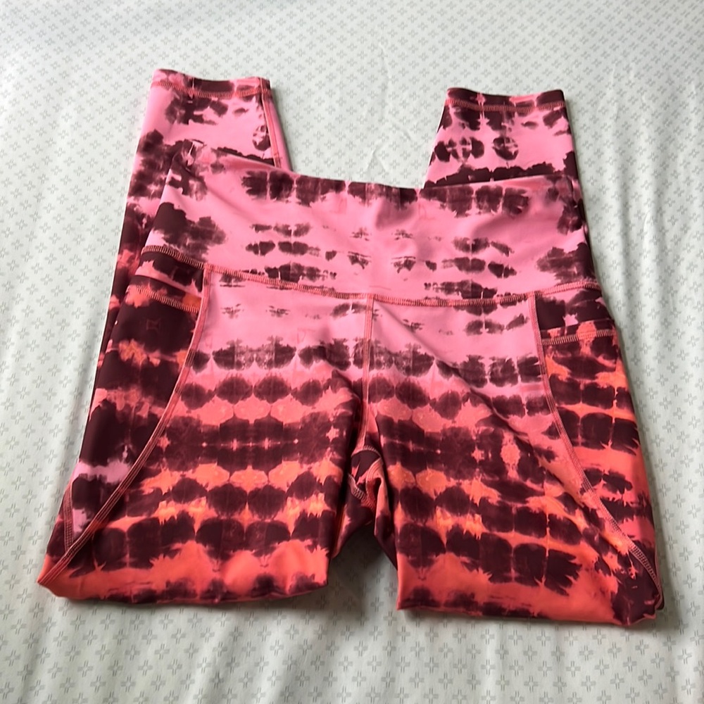 NWOT Old Navy Active Leggins